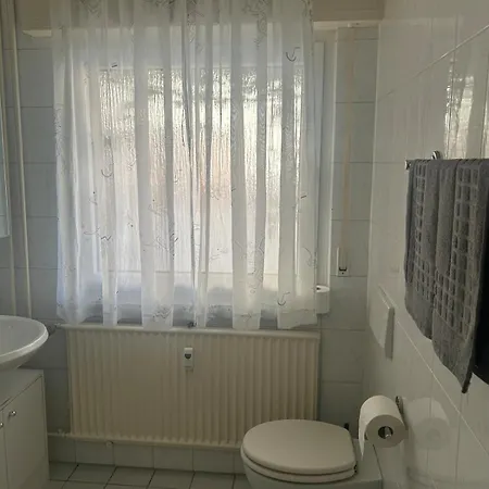 1 Bedroom Frankfurt Mühlheim